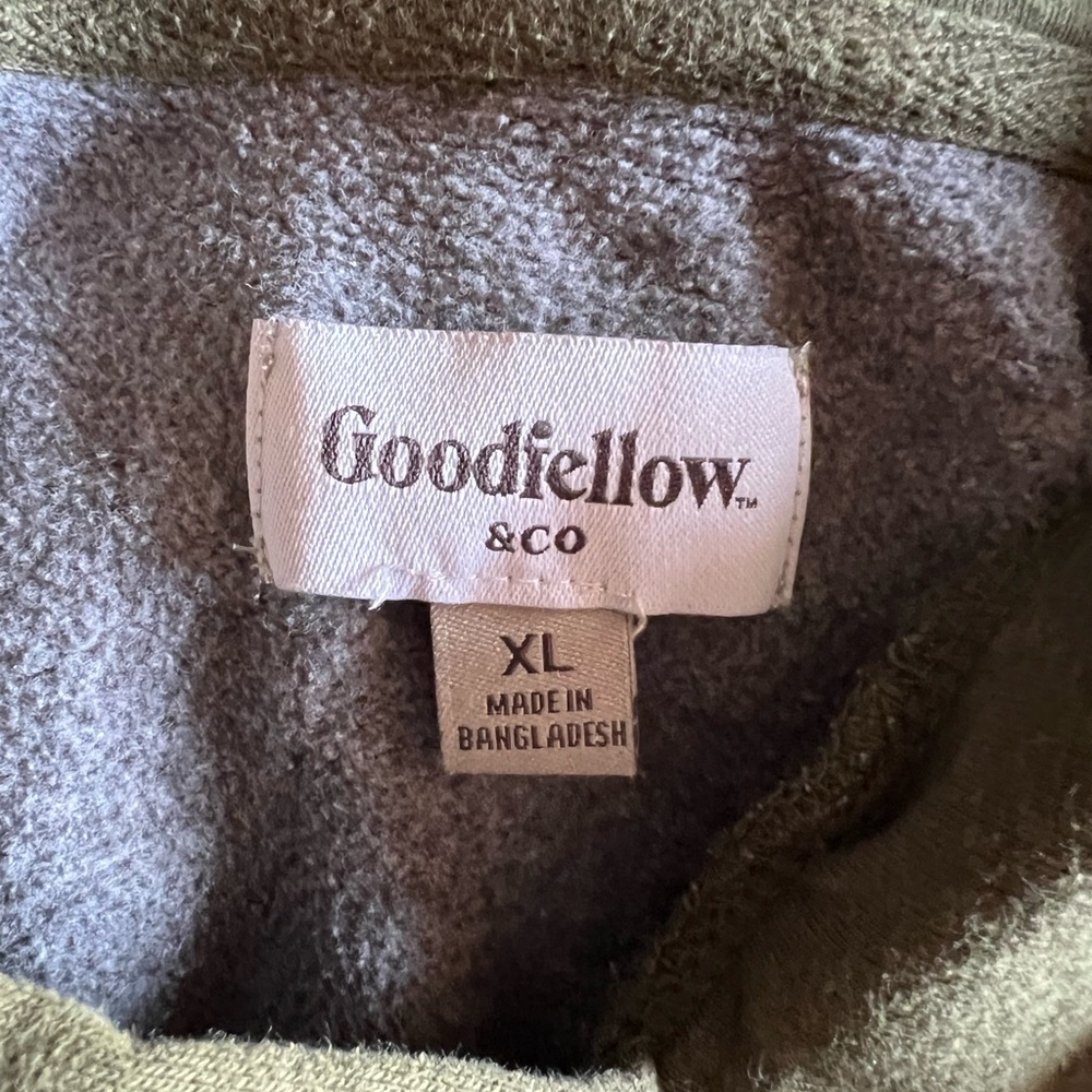 Goodfellow & CO Gray and Green XL Sweatshirt - Picture 2 of 2